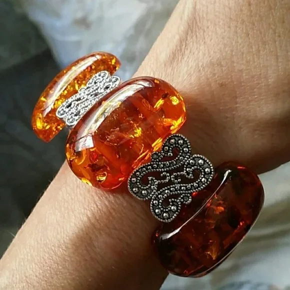Bracelet Resin Amber Honey Cognac Tone Silver Stretchy Lithuanian Ethnic - Picture 5 of 13